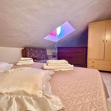 The Quiet Mansard Apartment Olbia Bagian luar foto